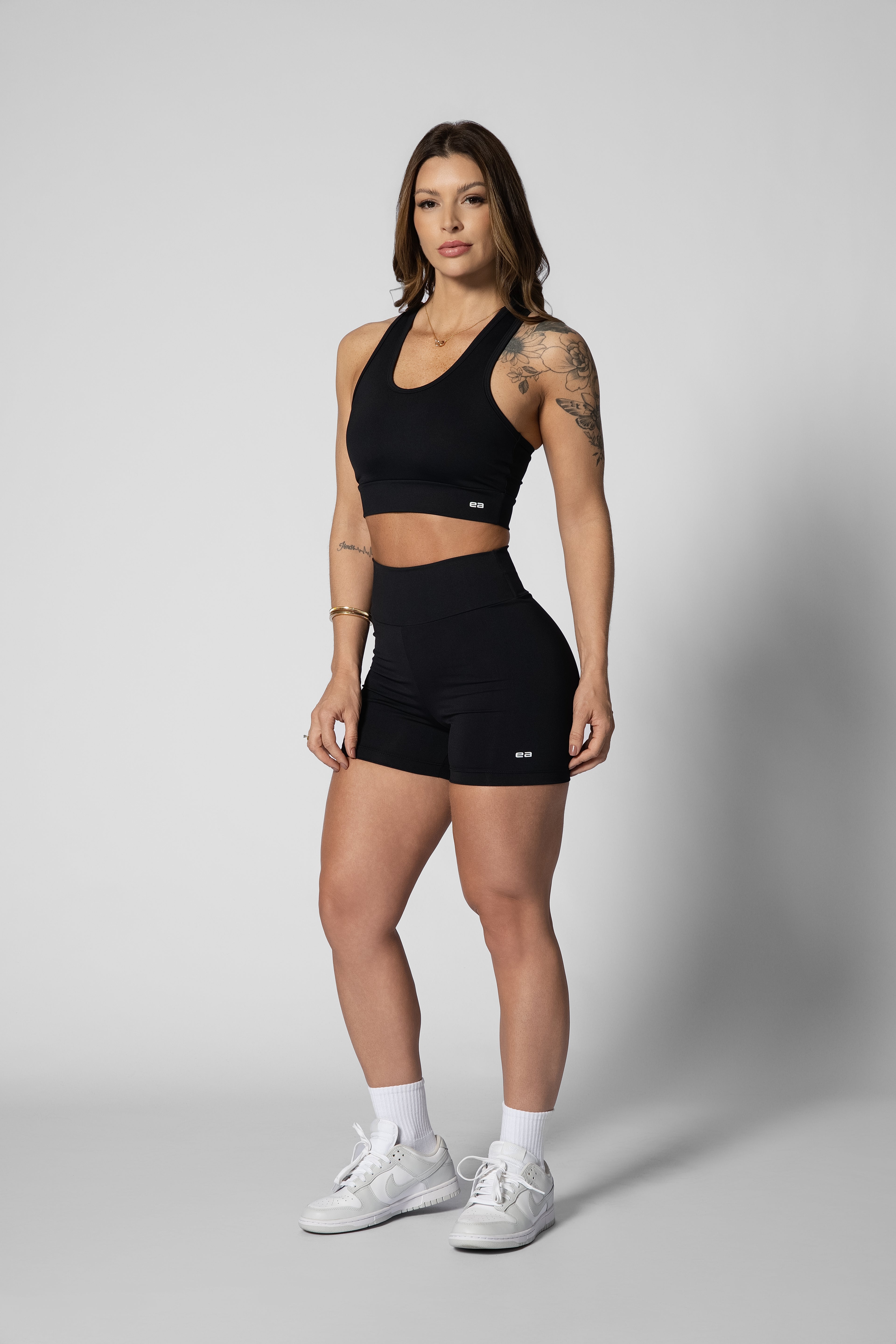 Top de alta sustentação preto